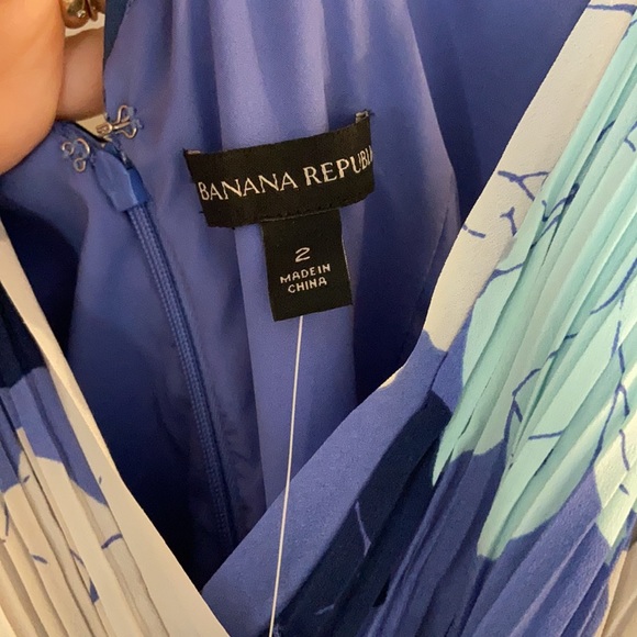 Beautiful Banana Republic woman’s dress - Picture 4 of 5